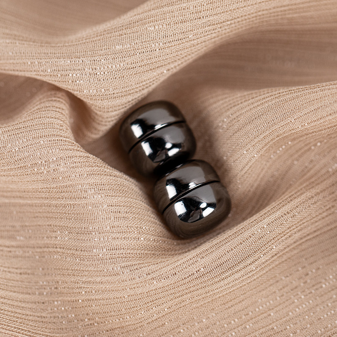 Hijab magnets