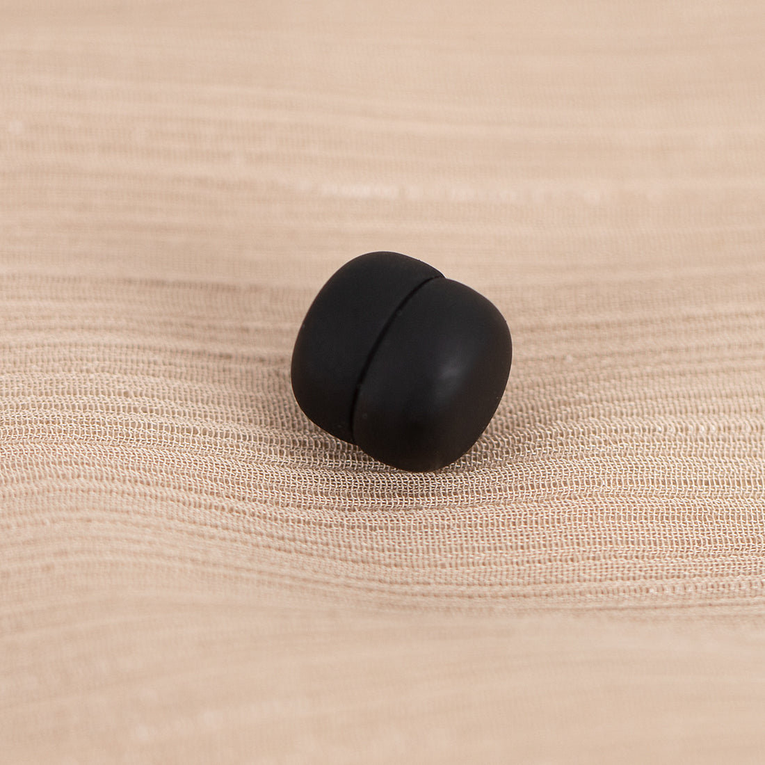Hijab magnets