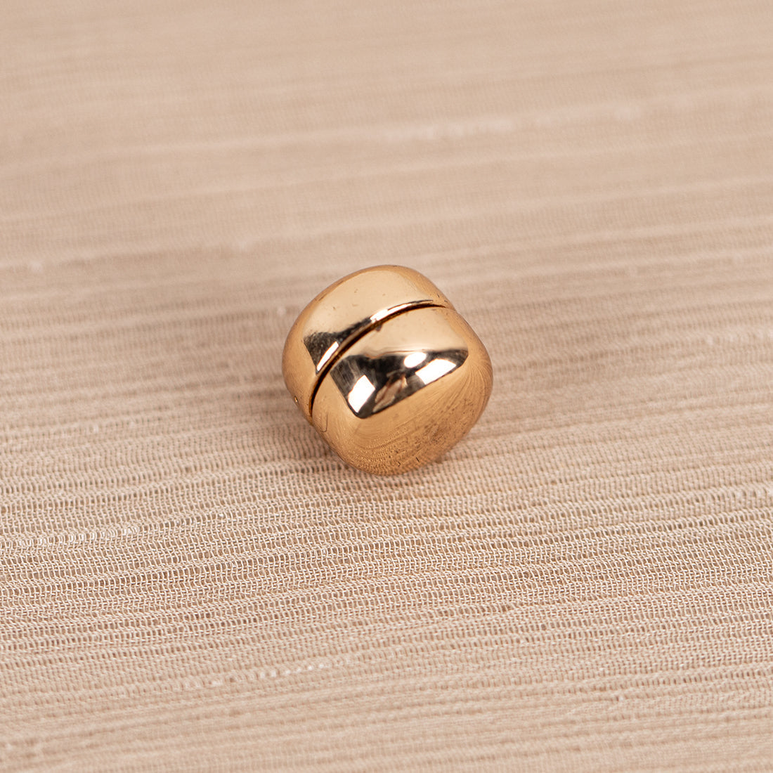 Hijab magnet pins